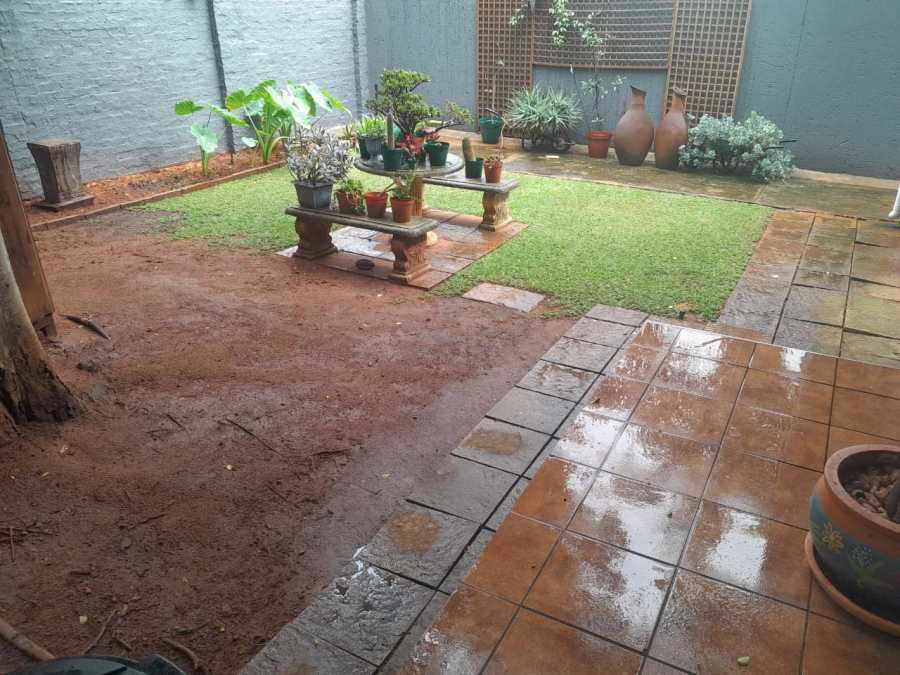 3 Bedroom Property for Sale in Safari Gardens North West